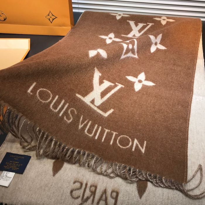 Louis Vuitton Scarf LV00041
